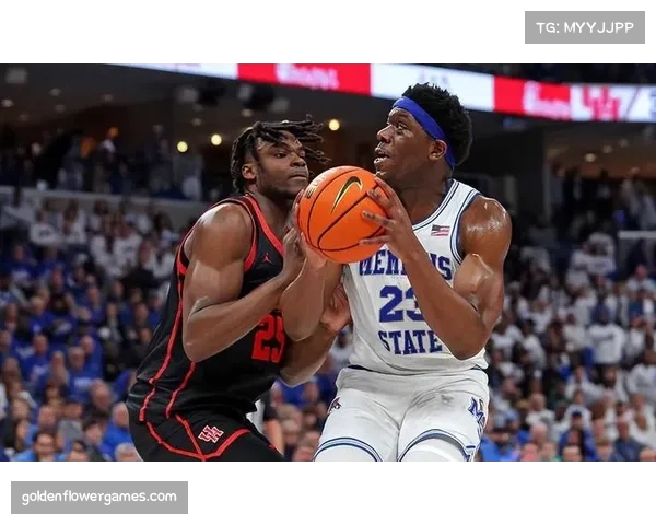 孟菲斯大学主场捍卫胜利 麦克丹尼尔11分8助攻5抢断全面 孟菲斯大学主场捍卫胜利 麦克丹尼尔11分8助攻5抢断全面