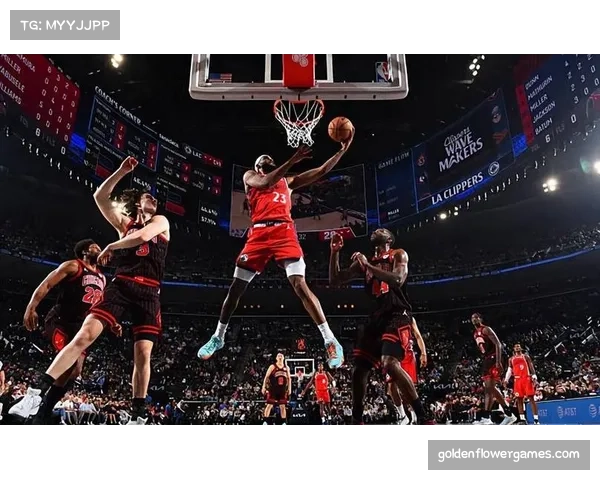 快船新援杰克逊内线效率突出,攻防两端贡献值得更多时间 快船新援杰克逊内线效率突出,攻防两端贡献值得更多时间